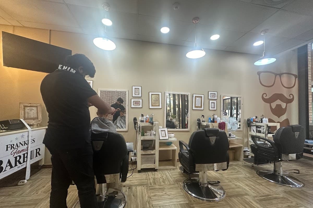 Frankies Family Barber Irene