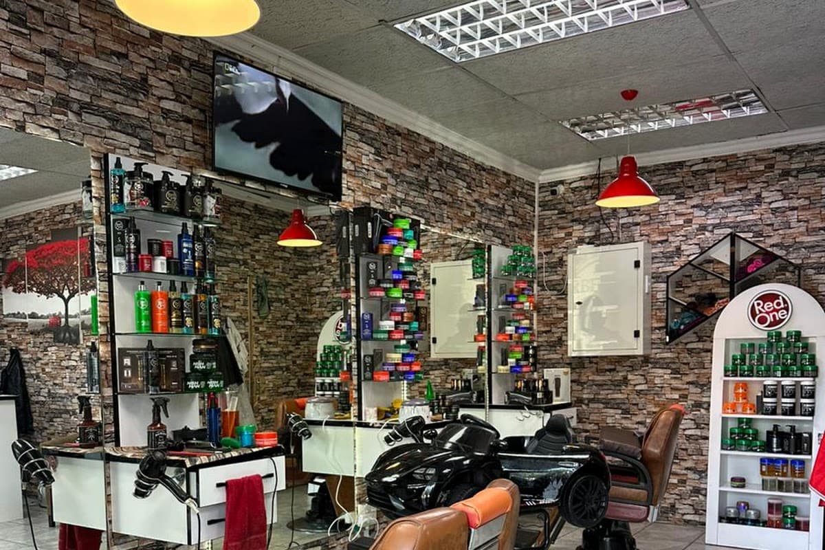 Edwardo Barber Shop