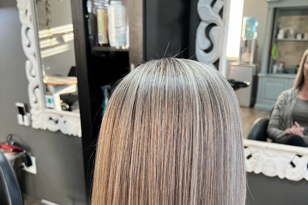 Timeout Glamour Salon