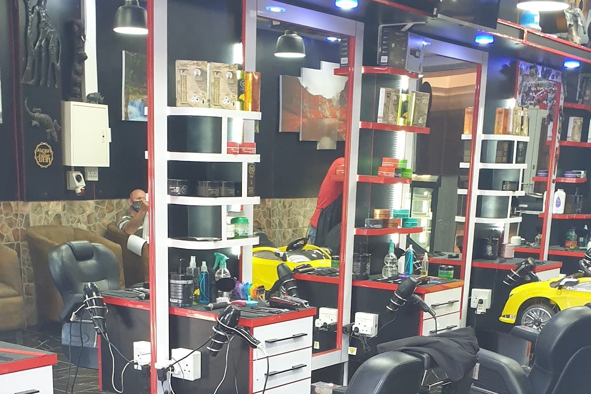 Edwerdo Barber Sinoville