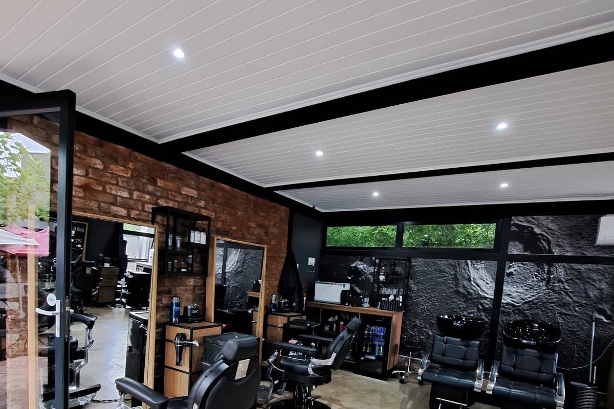 Moonn Studios Barbers And Mens Grooming