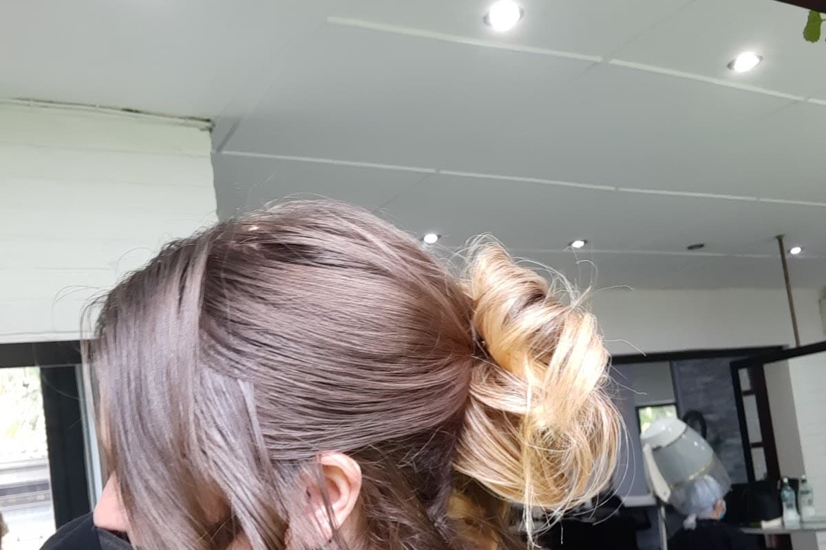 Ikon Hair