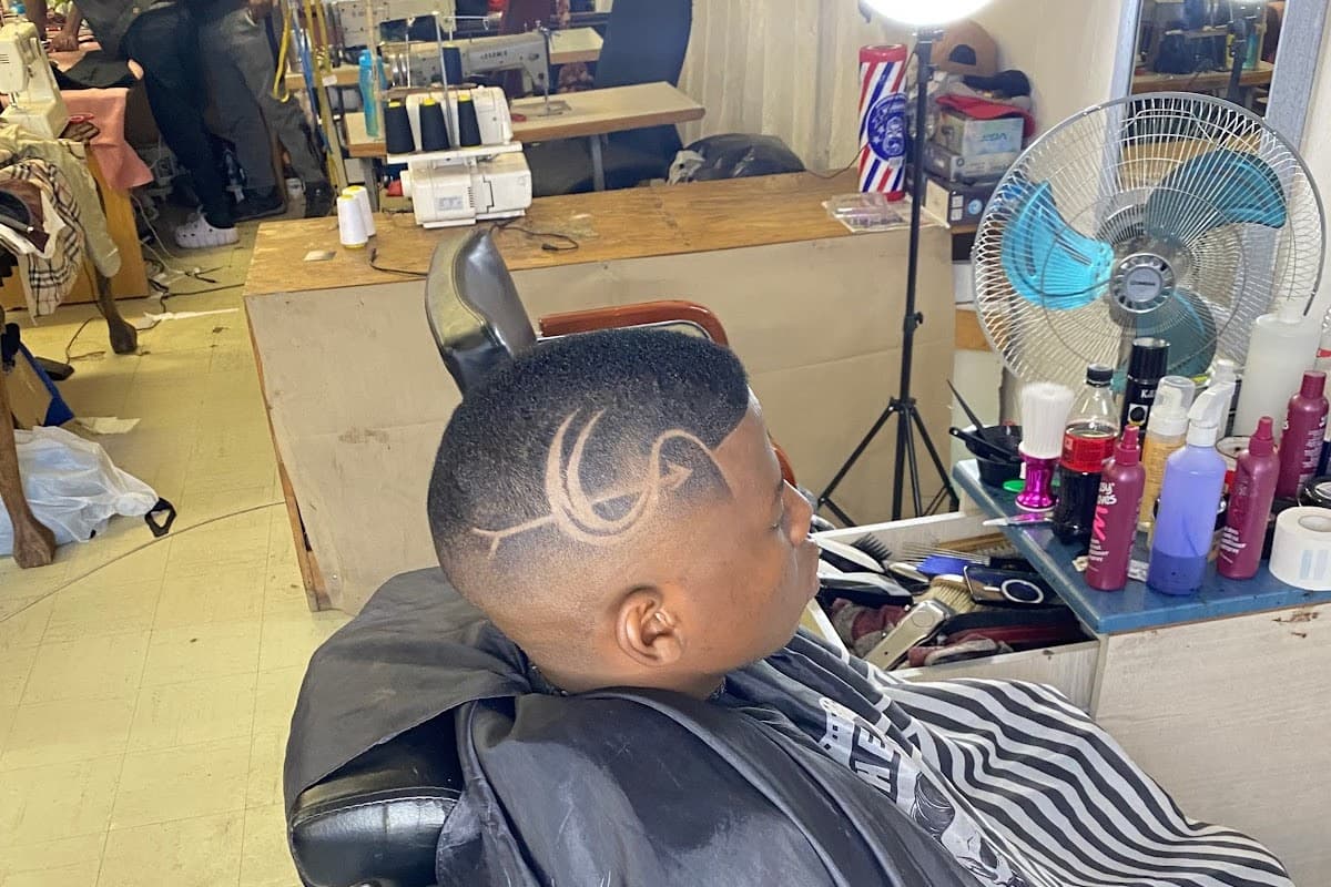 Lovemore Barber