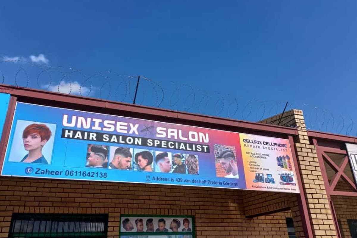 Unisex Hair Salon Specialist And Cellphone Repair/Accessories
