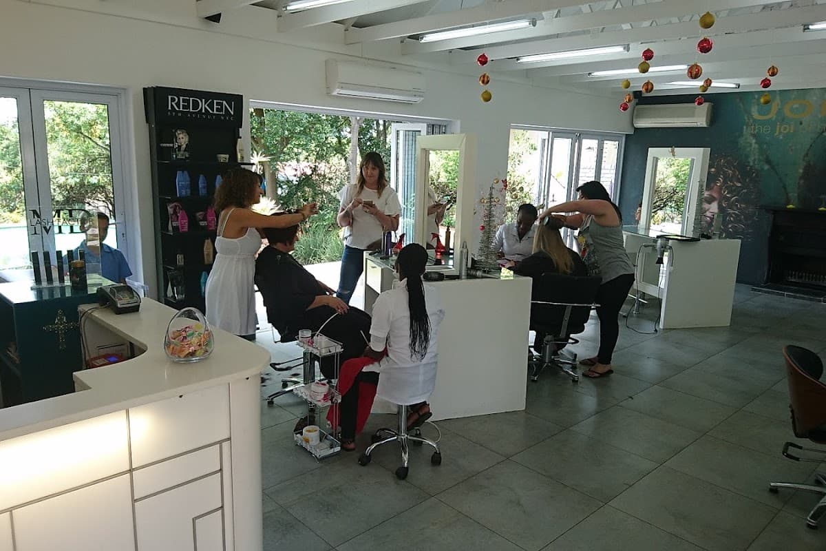 Hair 90° Emporium