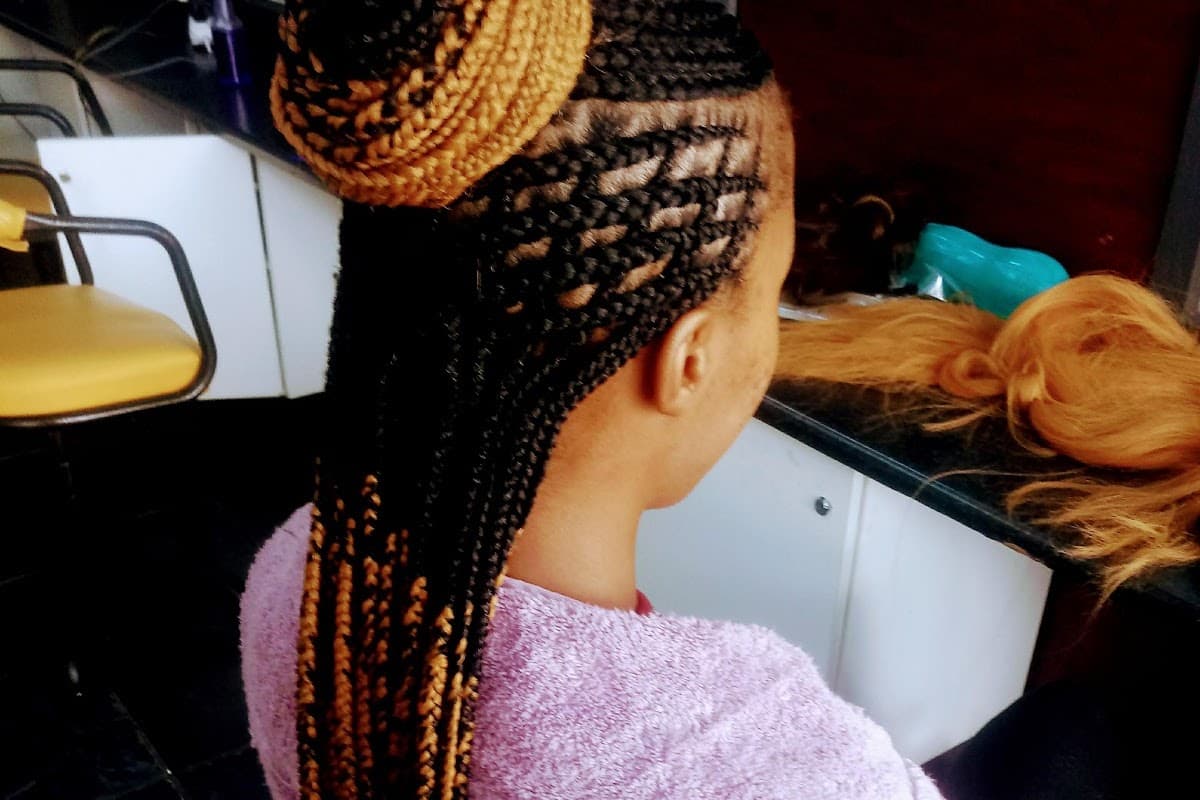 Shumas Hair Concept Salon