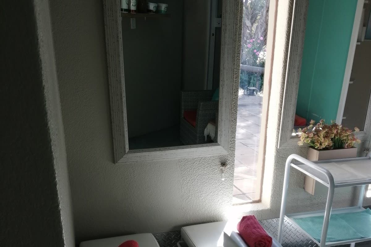 Opgedollie Skoonheids Salon