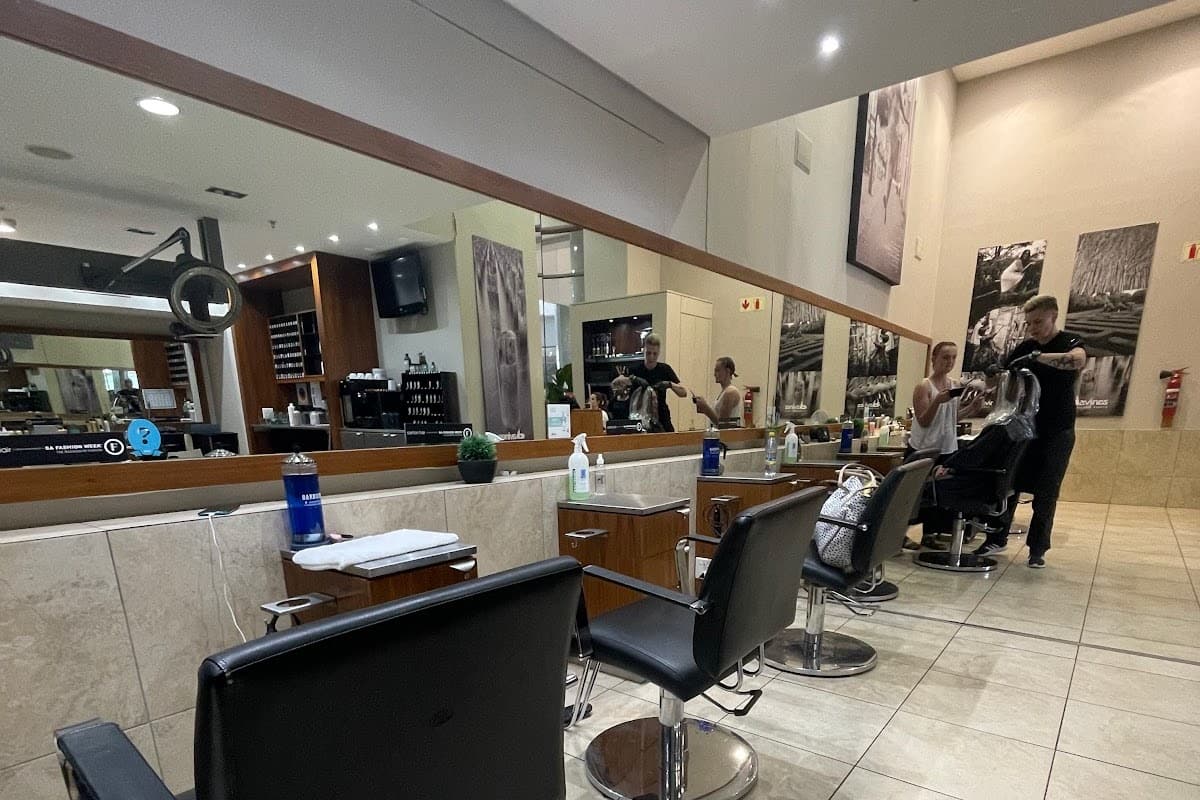 Carlton Hair Parkview
